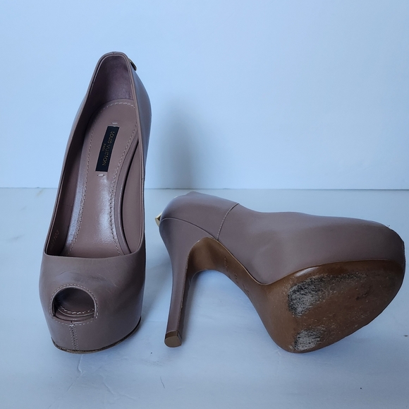 Louis Vuitton Pumps - Picture 5 of 8